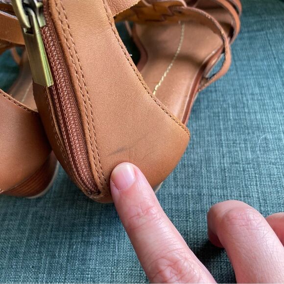Dolce Vita Womens Fana Sandal Cognac size 8.5 sold at Anthropologie & Revolve! - Picture 7 of 11